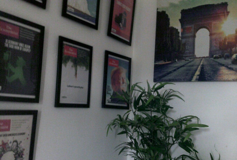 Photo 1: The office - taken!