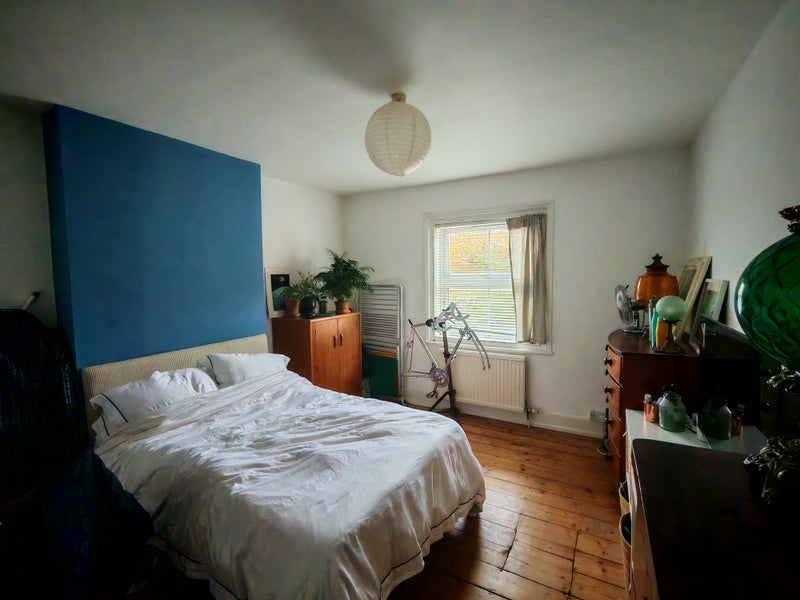 Photo 1: bedroom view 1