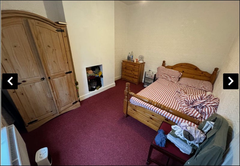 Photo 1: Room 1
