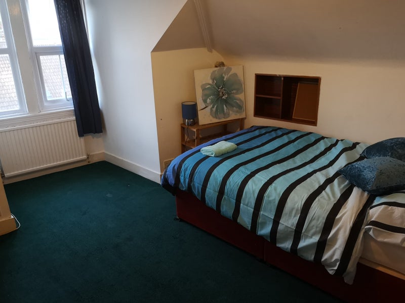Photo 1: Double Room 6 - £170pw/ £737pcm