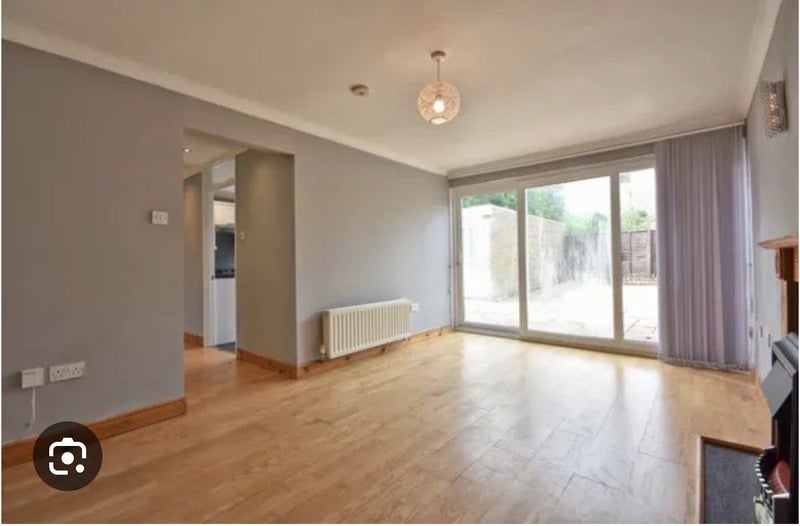 Photo 1: SIITING ROOM 