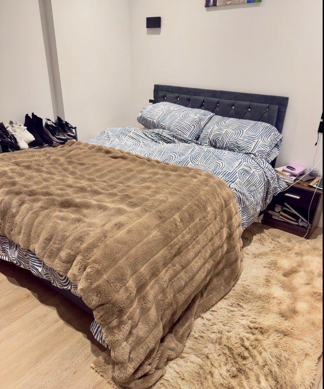 Photo 1: Bed included. Can be taken out if not needed