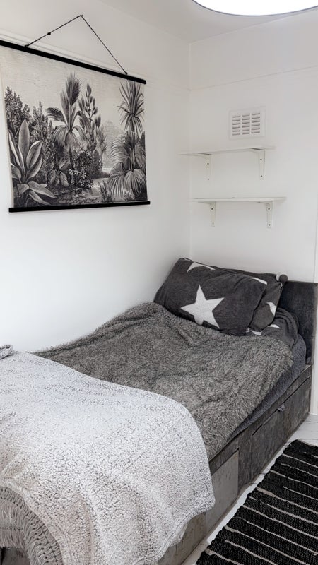 Photo 1: Sleeping area