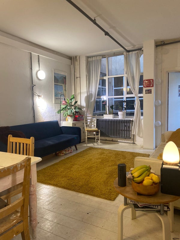 Photo 1: Living area