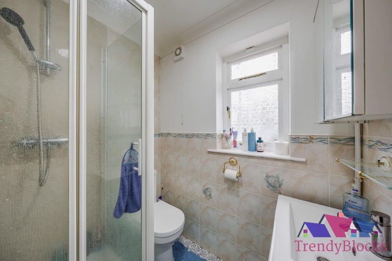 Photo 1: Family Bath