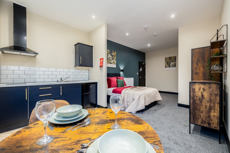 Photo 1: Room 4 - Available