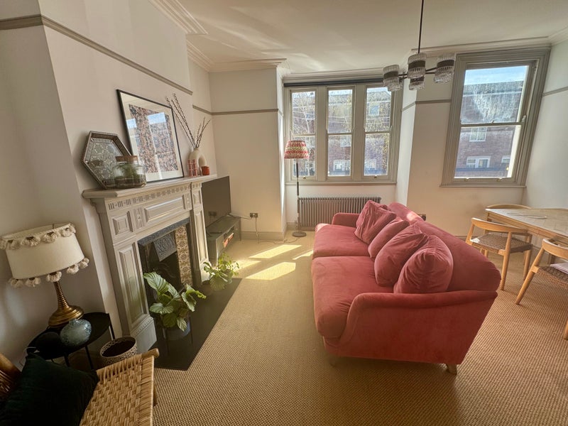 Photo 1: Shared living room 