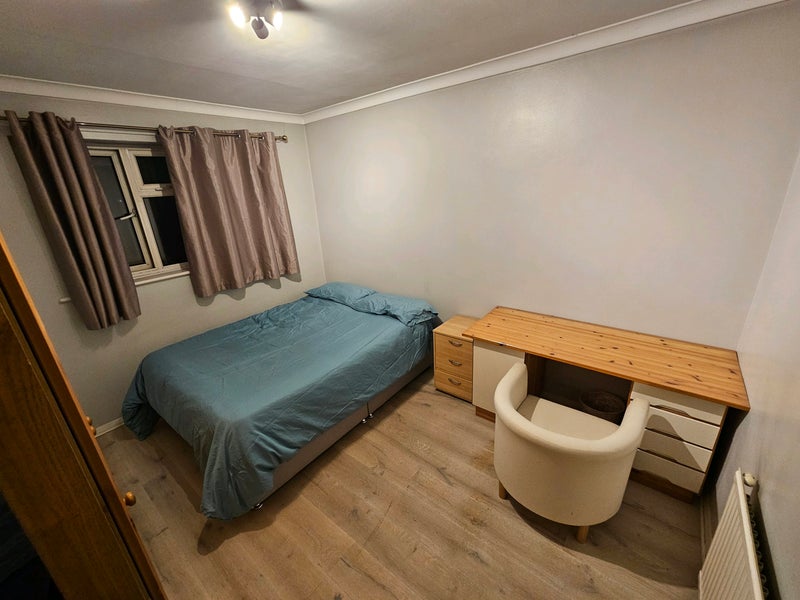 Photo 1: Bedroom (back garden side, first floor)