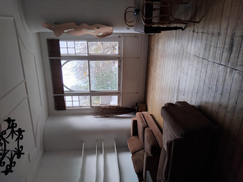 Photo 1: Living room open plan