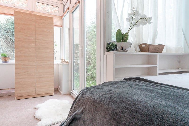 Photo 1: Double Room With Private Garden (£930) - All Bills Included