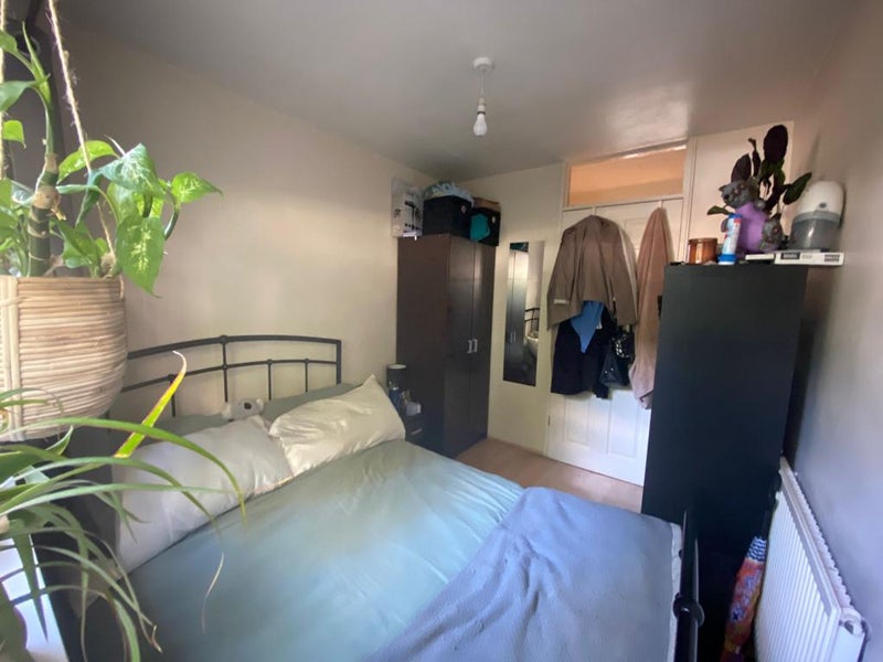 Photo 1: Your bedroom 