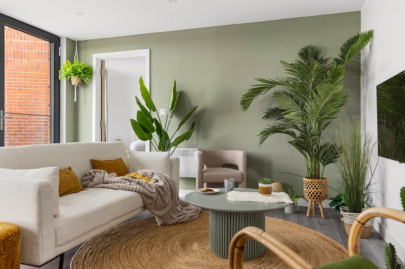 Photo 1: Living room