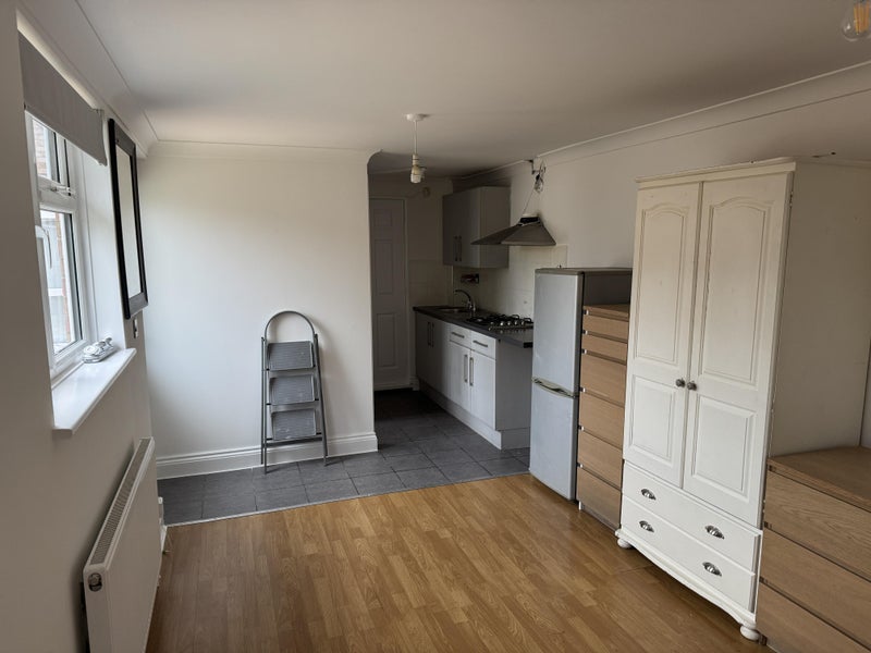 Photo 1: Main living area