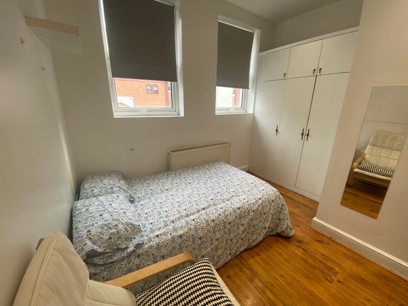 Photo 1: ROOM 2 ✶ AVAILABLE NOW ✶ 850pcm ✶ furnished as in pictures