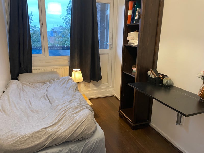 Photo 1: available from early January 2026 ✶ 690pcm ✶ furnished as in pictures