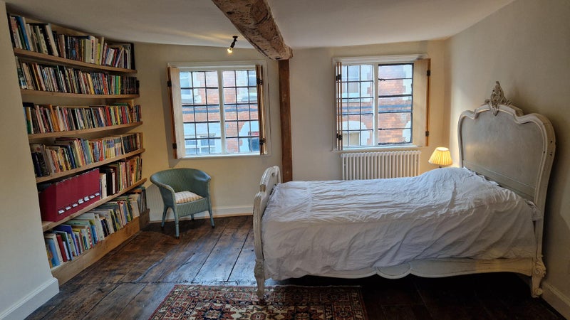 Photo 1: Bedroom view 1