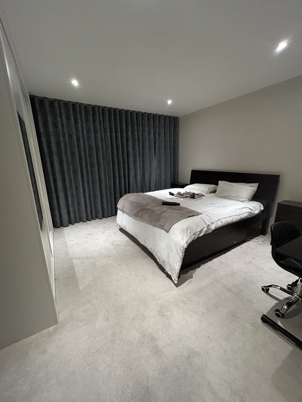 Photo 1: The bedroom. 