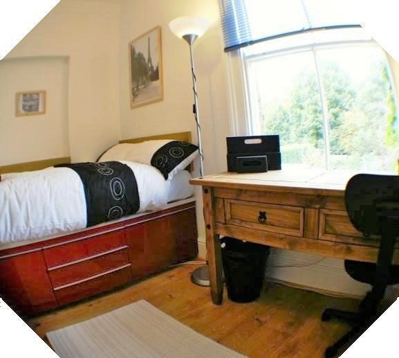 Photo 1: Bedroom 2 - Fully furnished