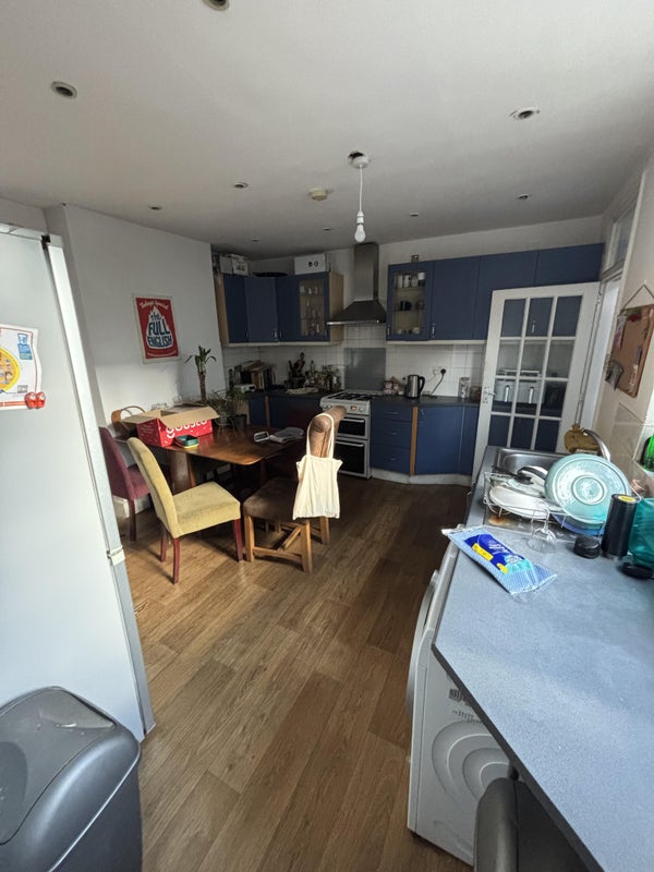 Photo 1: Communal Kitchen