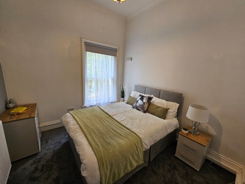 Photo 1: Room 10 Available from 7th January