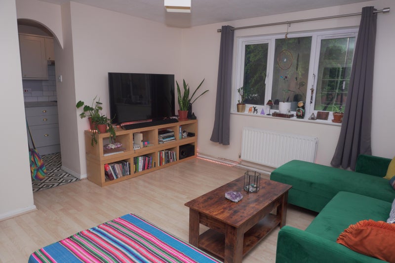 Photo 1: Living room