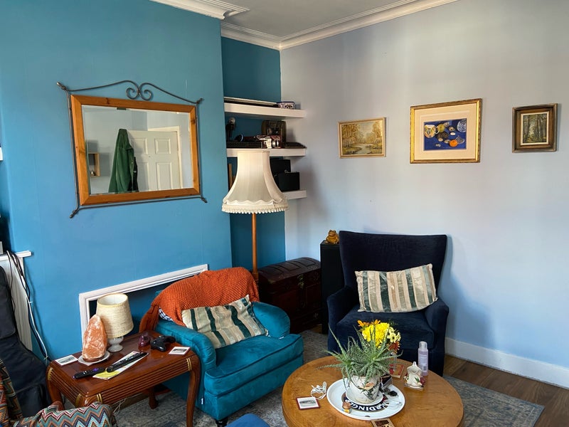 Photo 1: Living room