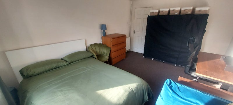 Photo 1: Bedroom, with double bed, large wardrobe, drawer-cabinets,desk, three chairs
