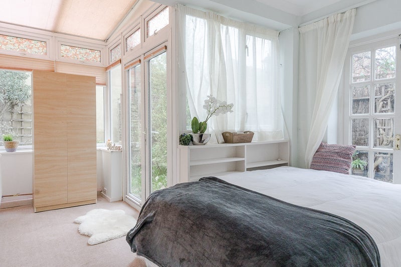 Photo 1: Double Room With Private Garden (£930) - All Bills Included