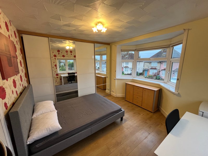 Photo 1: Sunlit Master Bedroom