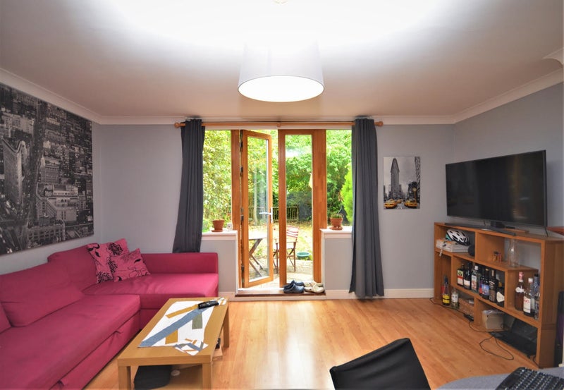 Photo 1: Very big room