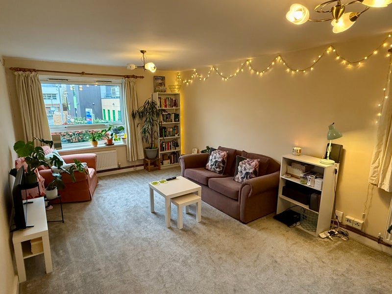 Photo 1: Living room - please note the TV and the white coffee tables belong to my flatmate