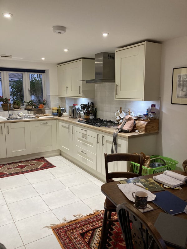 Photo 1: Kitchen diner