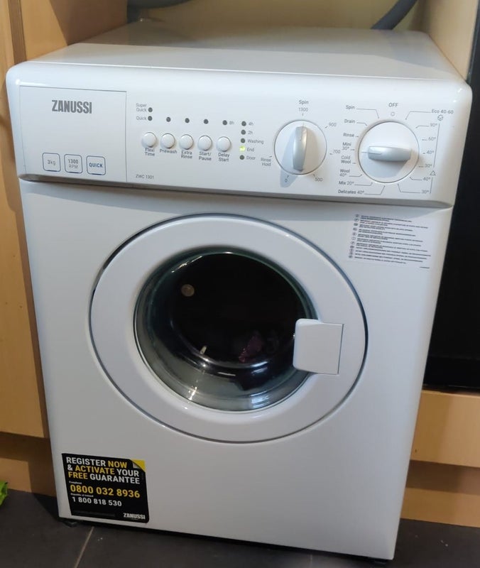 Photo 1: £200 Light use for only 2 months 