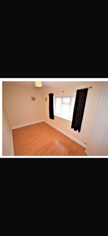 Photo 1: Good size clean room with carpet on floor 
