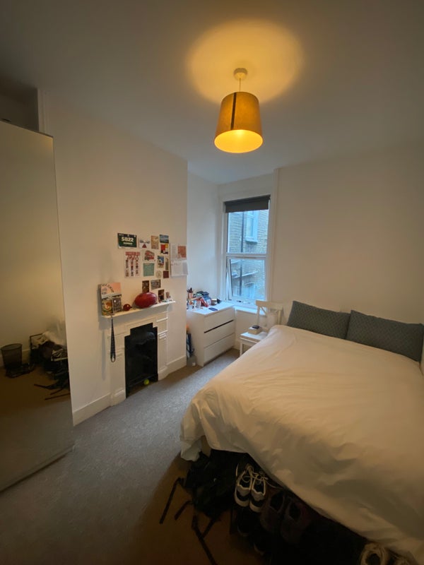 Photo 1: Bedroom available