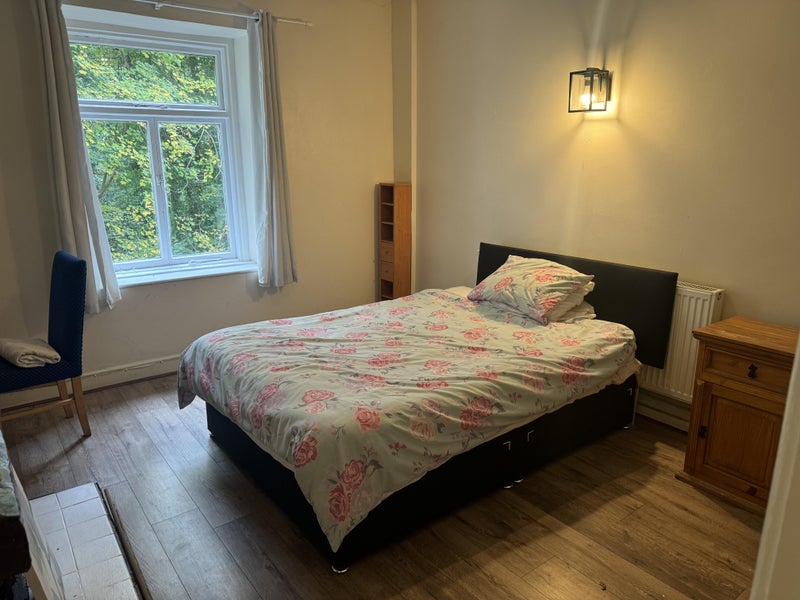 Photo 1: Double room 