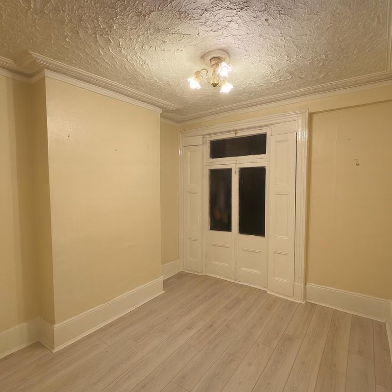 Photo 1: Room available furnished upon request 