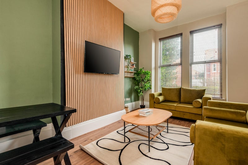 Photo 1: Living Room