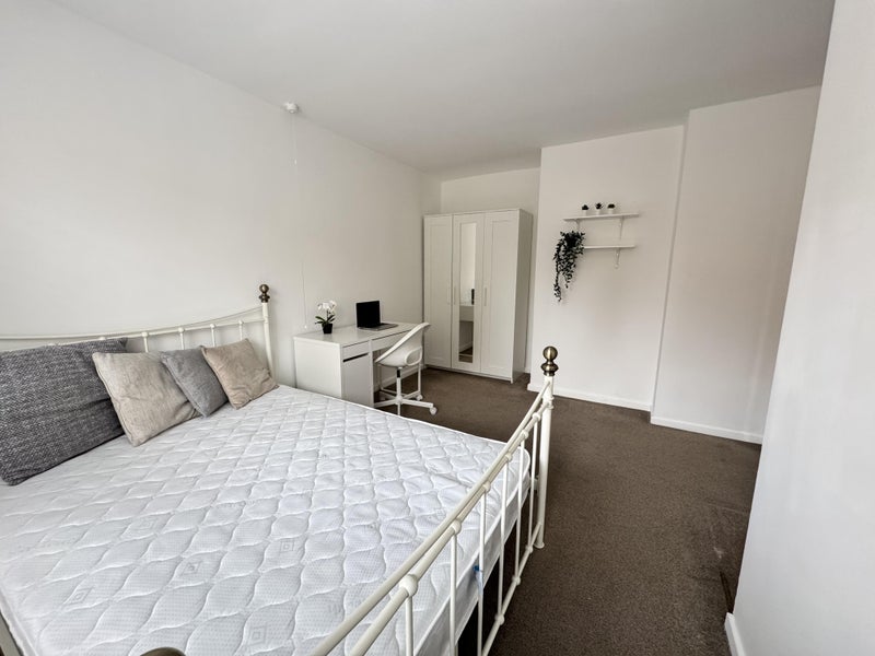 Photo 1: Double Room 1 