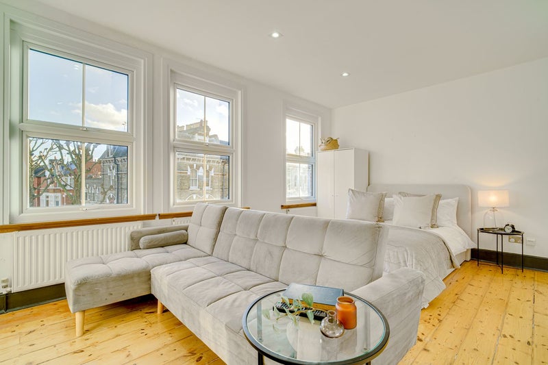 Photo 1: Large Double Room - £1450 inc all bills