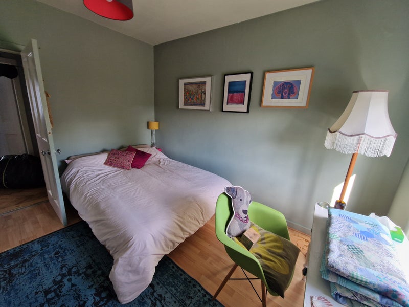 Photo 1: Bedroom on offer