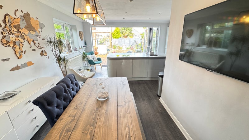 Photo 1: The dining area and social space