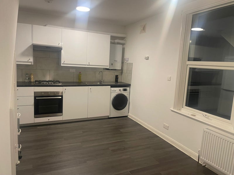 Photo 1: Kitchen /living dinner