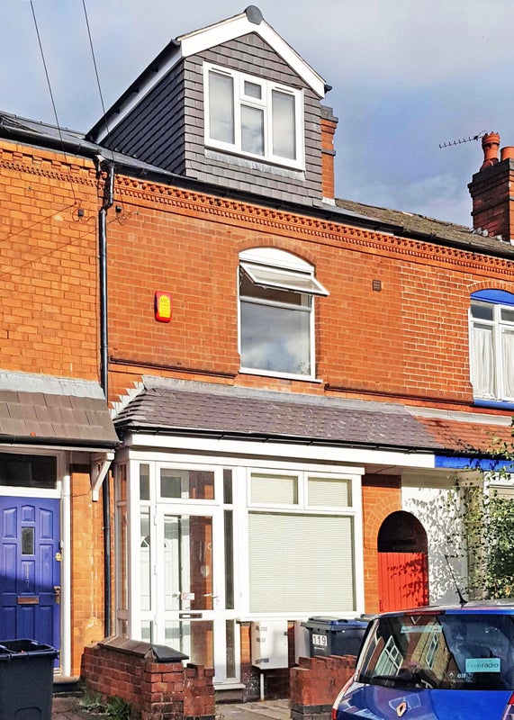 Photo 1: Brilliant House for University Students