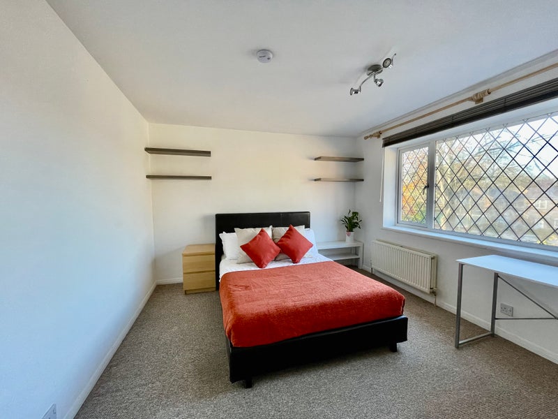 Photo 1: Room Naples