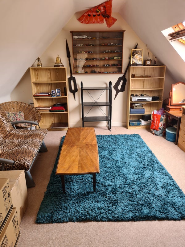 Photo 1: This furniture will be replaced