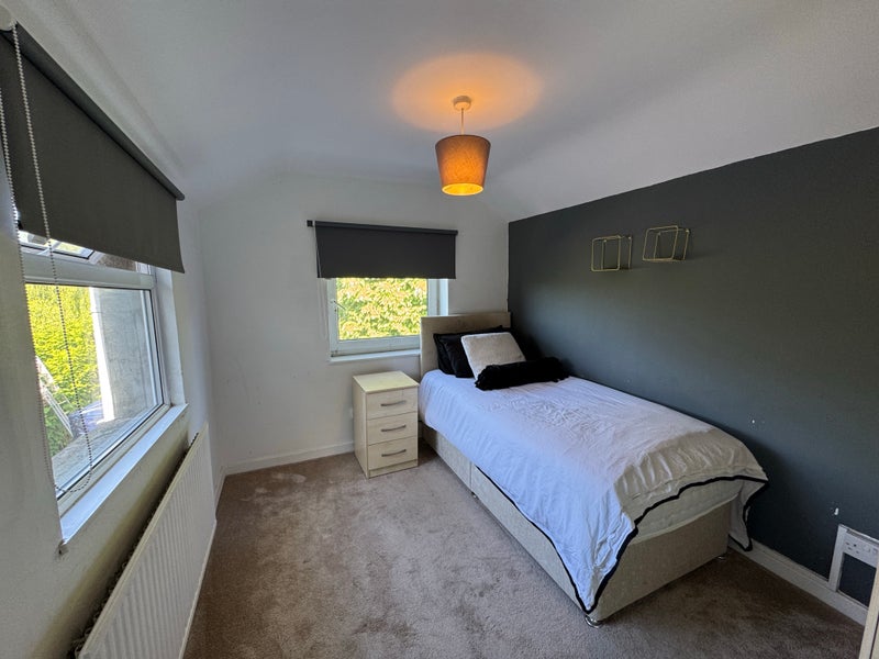 Photo 1: Room 3: Small single £480