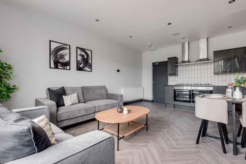 Photo 1: Kitchen/Living Room