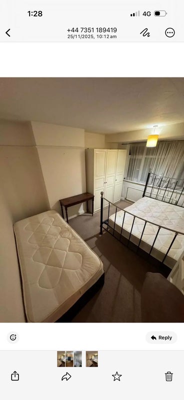 Photo 1: Rooms Are really big and with War drobes. 