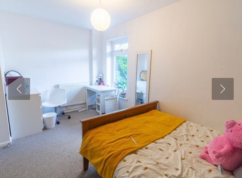 Photo 1: 1st Double Bedroom